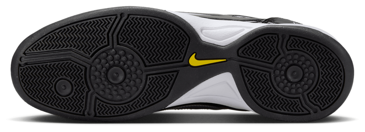 Nike Total 90