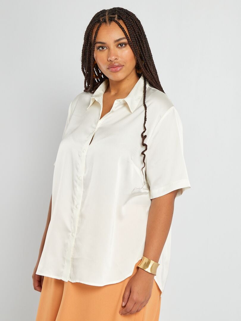 Vestido camisero de satén con cuello italiano - Blanco