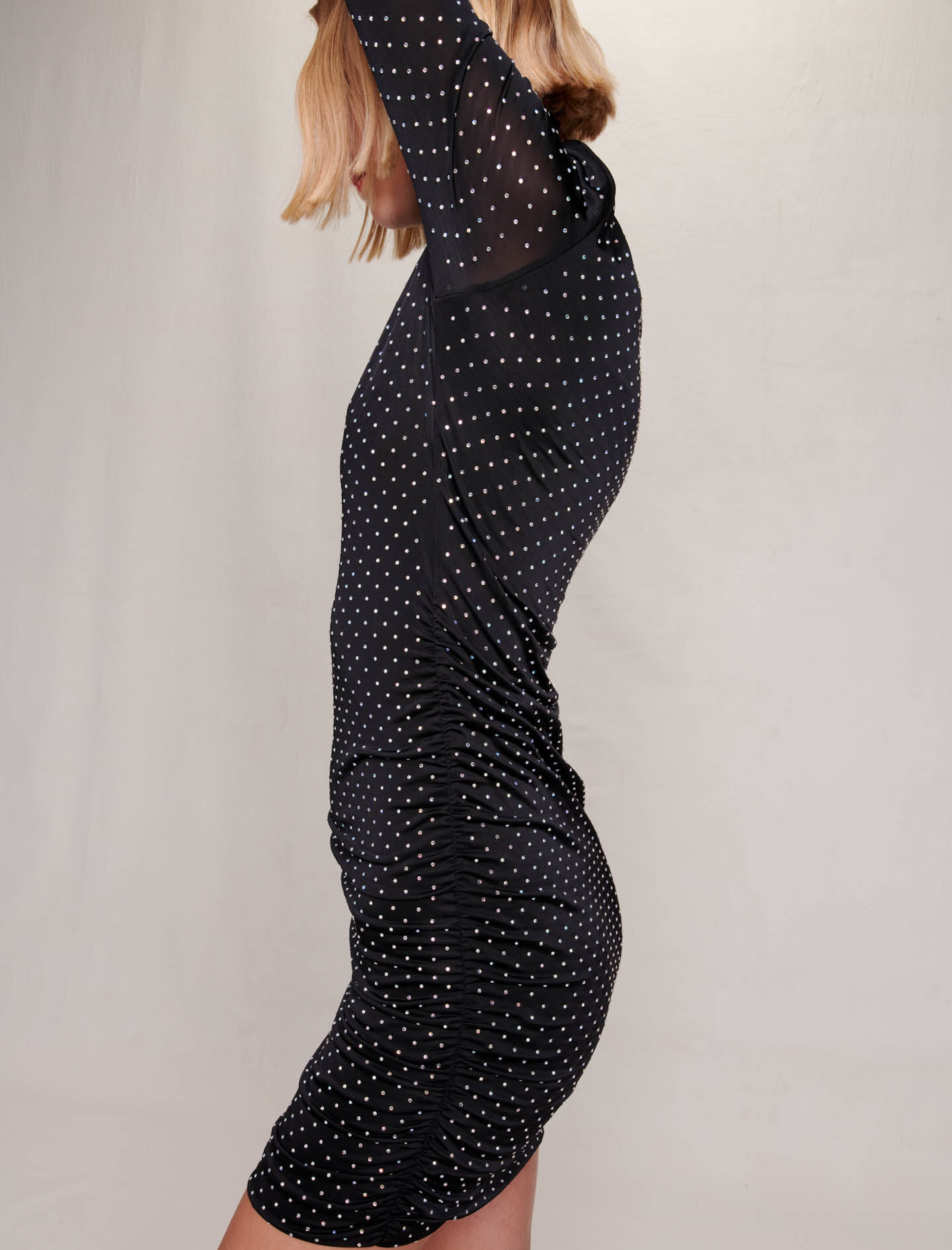 Rochie scurtă cu strasuri - Negru