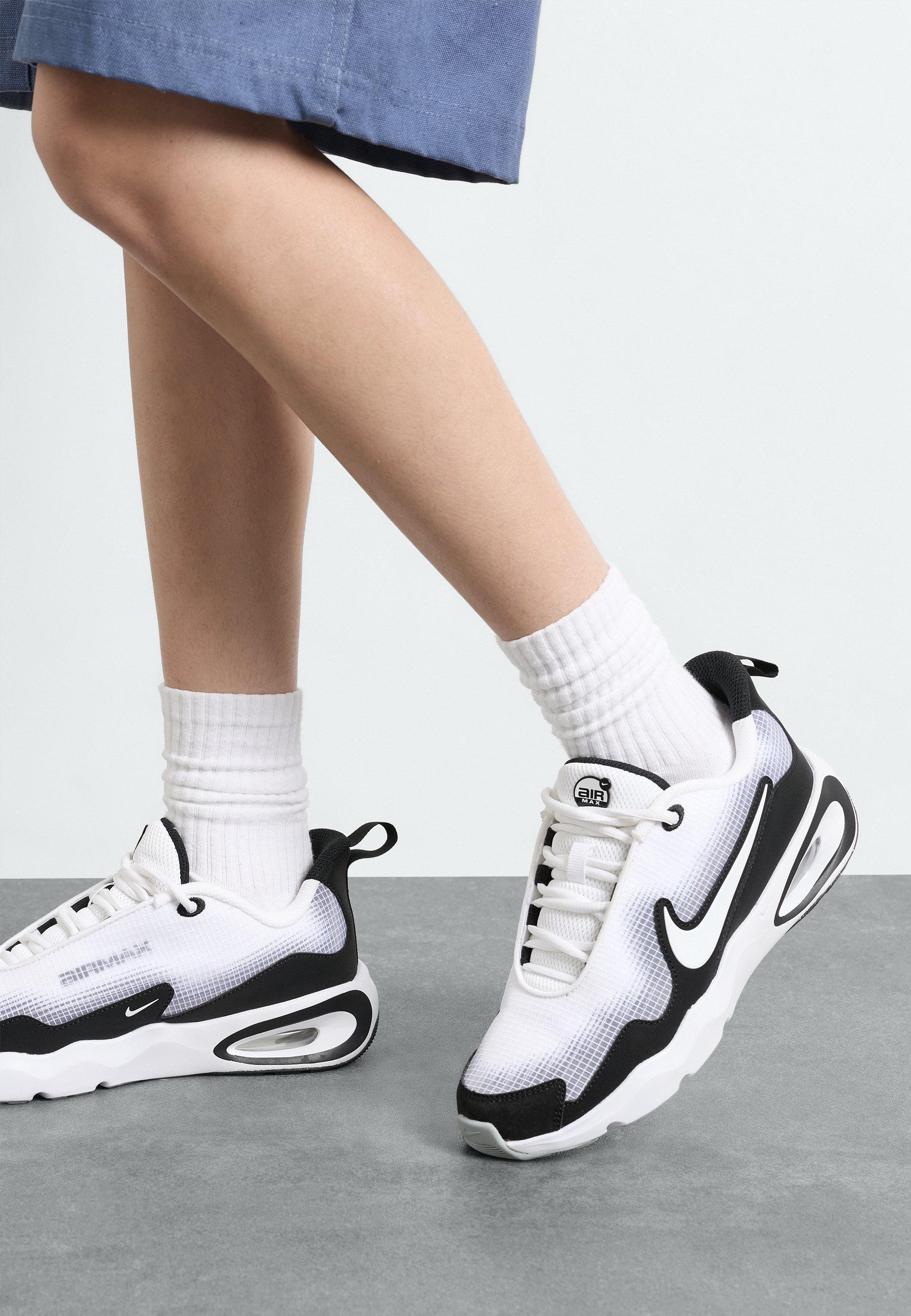 Nike Sportswear AIR MAX NOVA UNISEXE - Baskets - blanc/noir/gris loup
