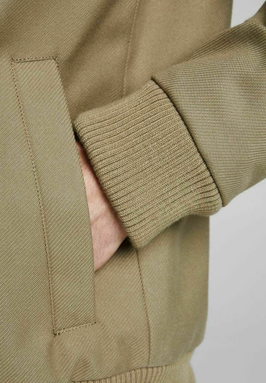 Kurtka bomberka Jack & Jones PREMIUM - brązowa