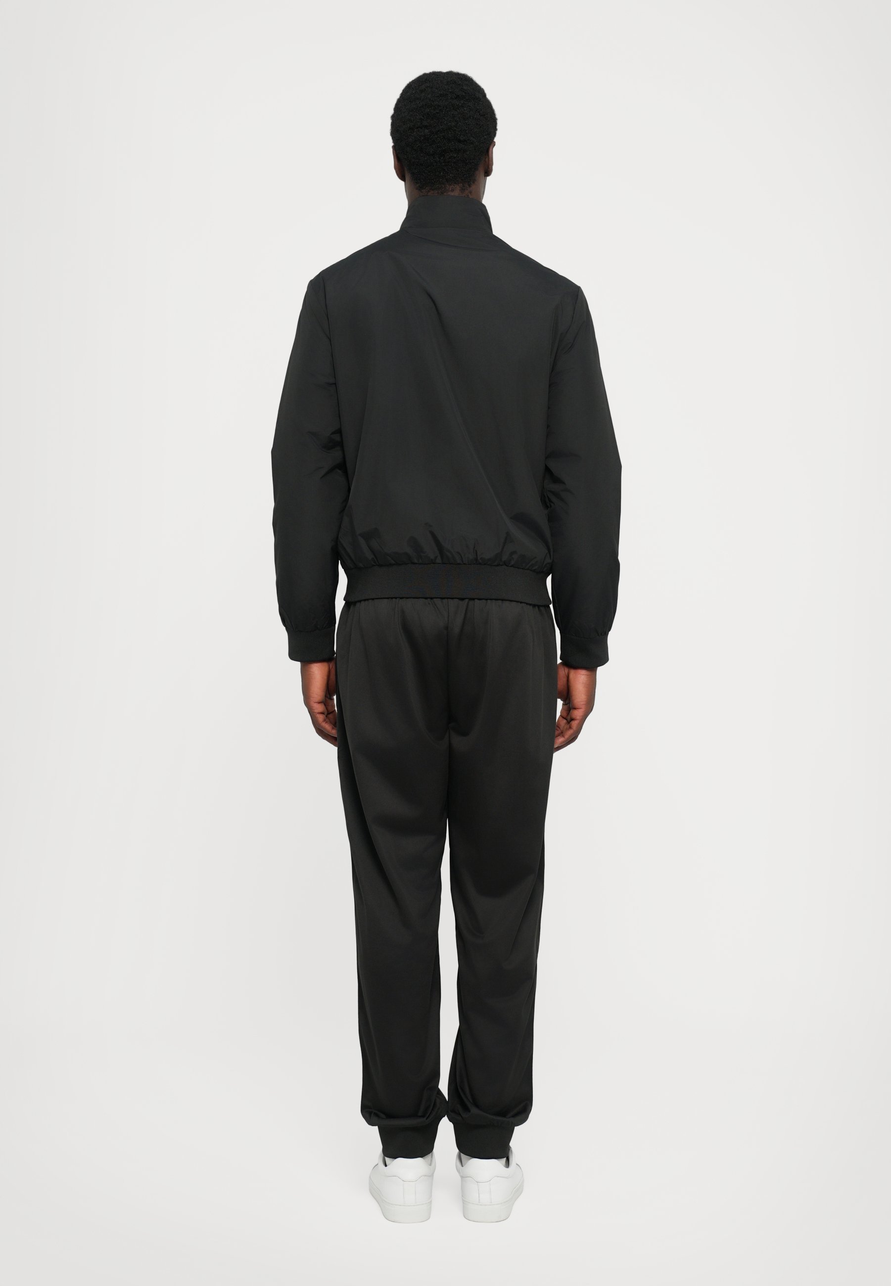EA7 Emporio Armani TRAIN CORE JACKET - Winterjas - zwart