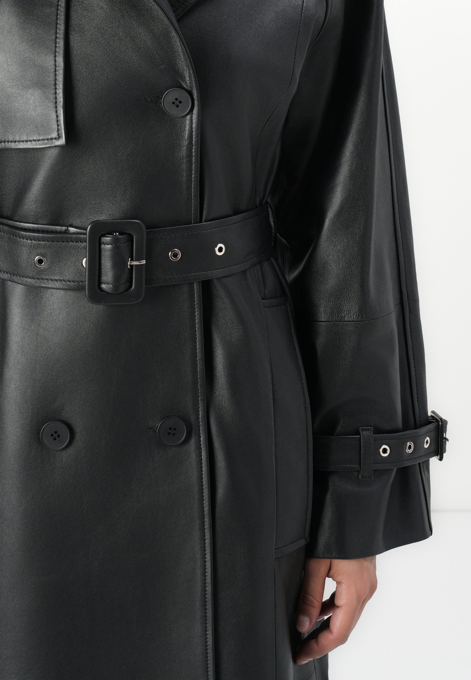 IVY OAK LINDA - Klasický kabát - čierna