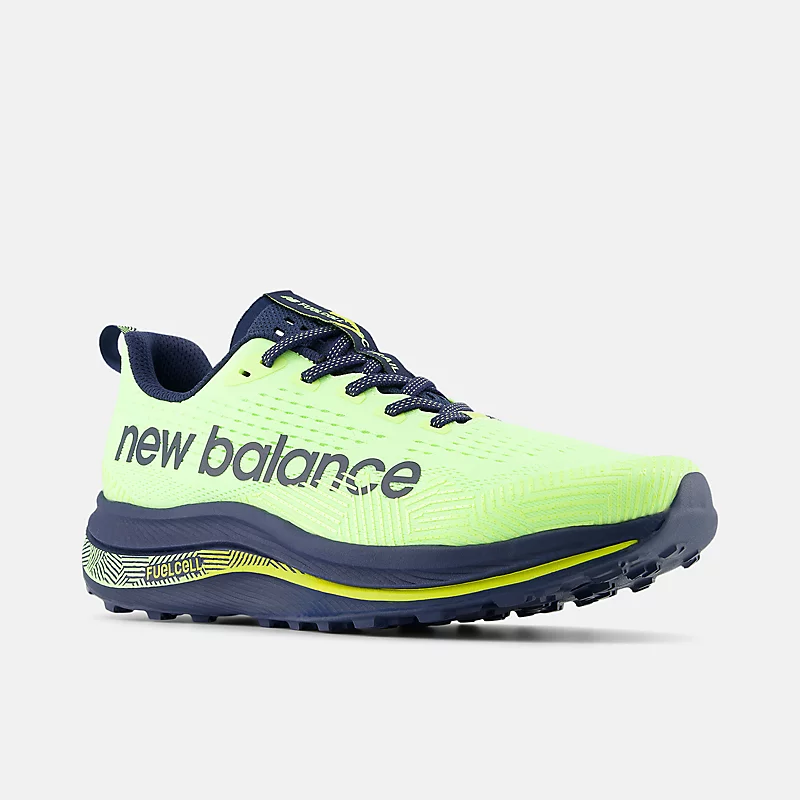 Pantofi sport trail FuelCell SuperComp pentru bărbați, în nuanțe de lime decolorat cu bleumarin și arbore de ceai