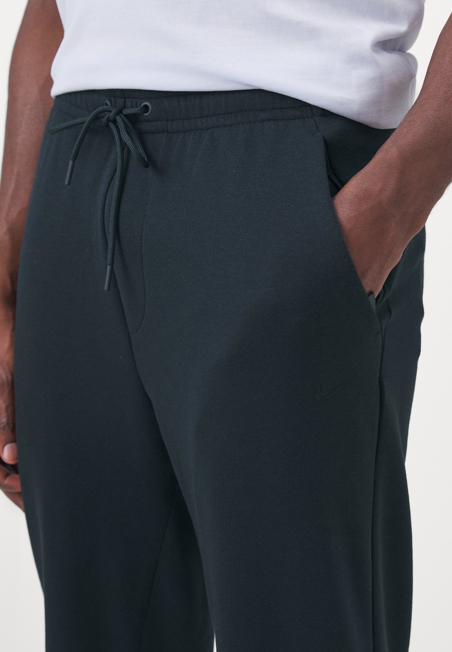 Nike Performance PRIMARY JOGGER PANT - Trainingsbroek - zwart