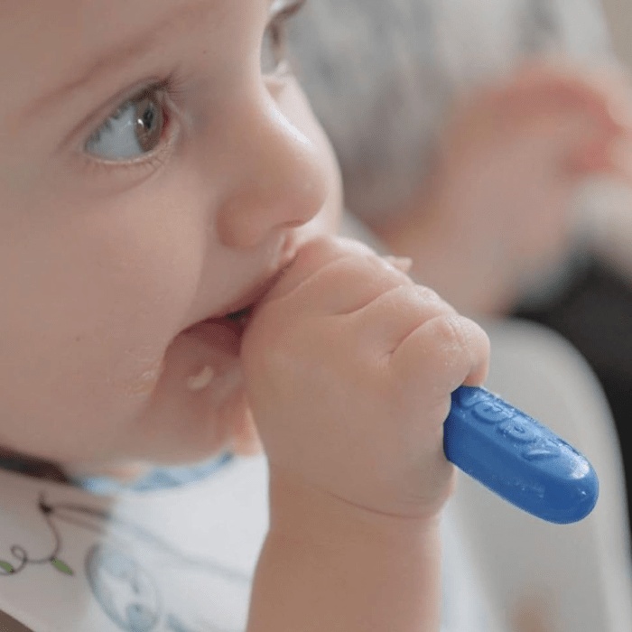 Juego de 3 cucharas para bebés - NUBY - Silicona - A partir de 6 meses - Azul / Rojo / Verde