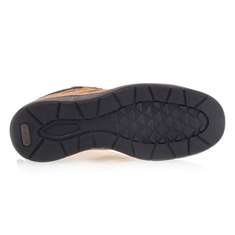 Zapatillas deportivas para hombre color marrón
