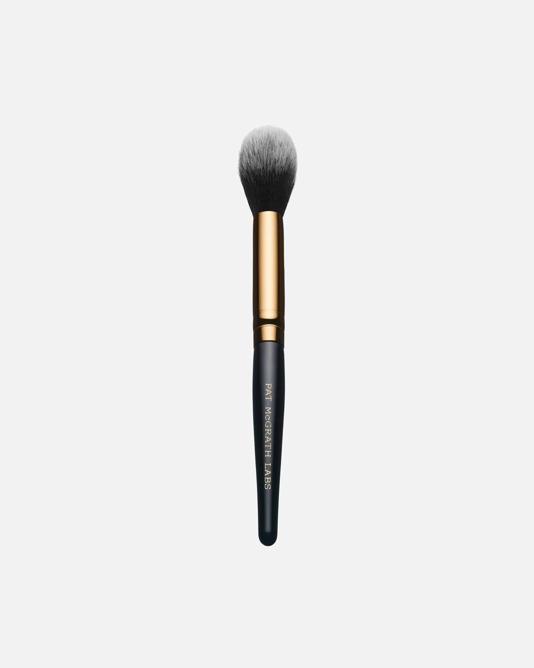 Pat McGrath Labs Skin Fetish kist za rumenilo: Kist za rumenilo – 1 komad