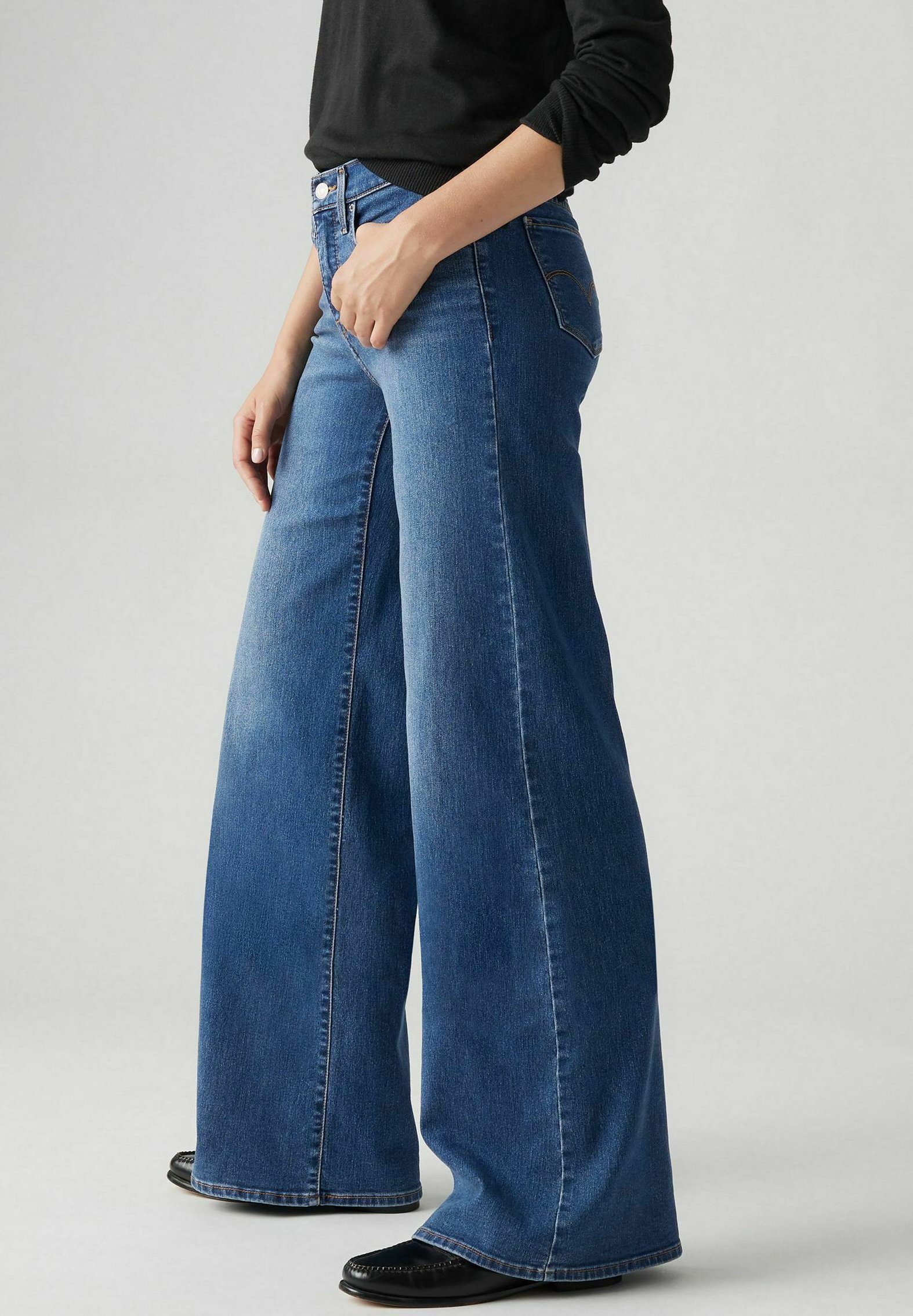 Levi's® 318™ SHAPING WIDE LEG - Džíny s rozšířenými nohavicemi - tall glass of water