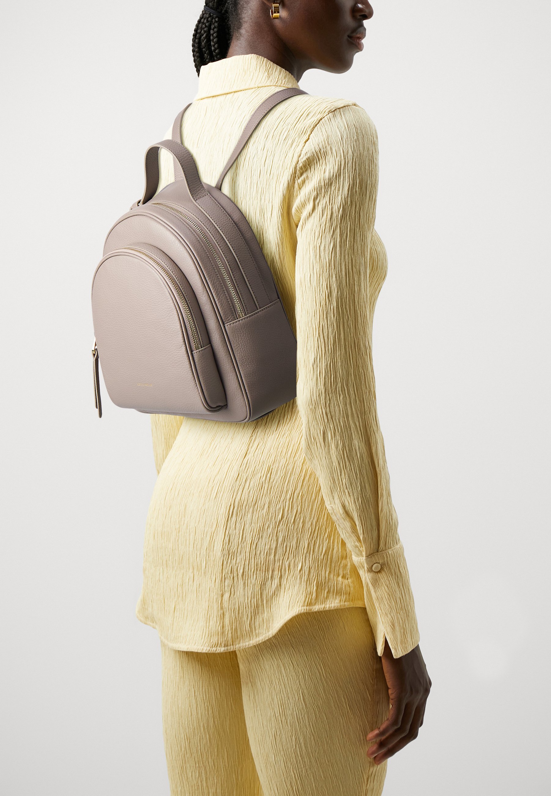 Coccinelle MALORY - Sac à dos - taupe chaud