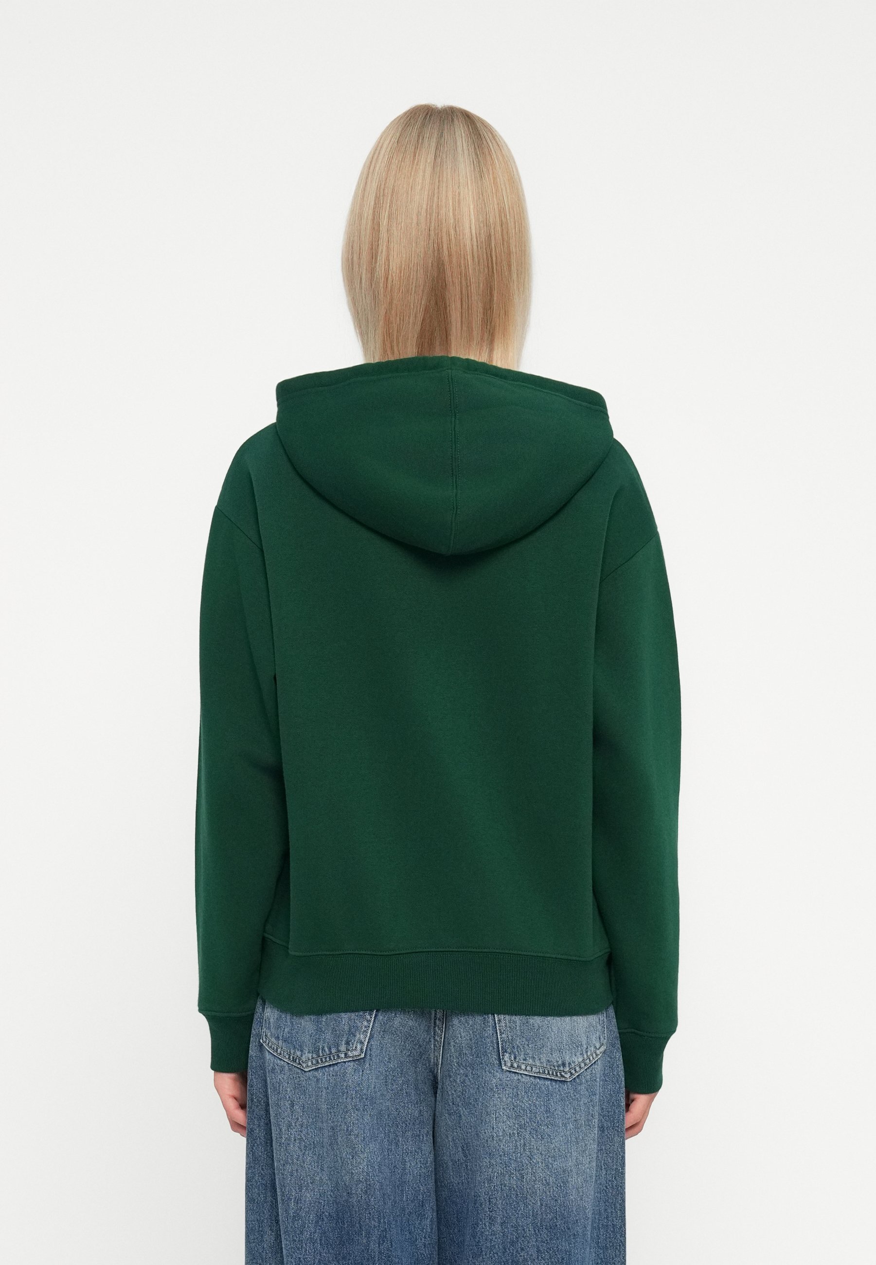 Felpa con zip GAP - un glamour senza tempo