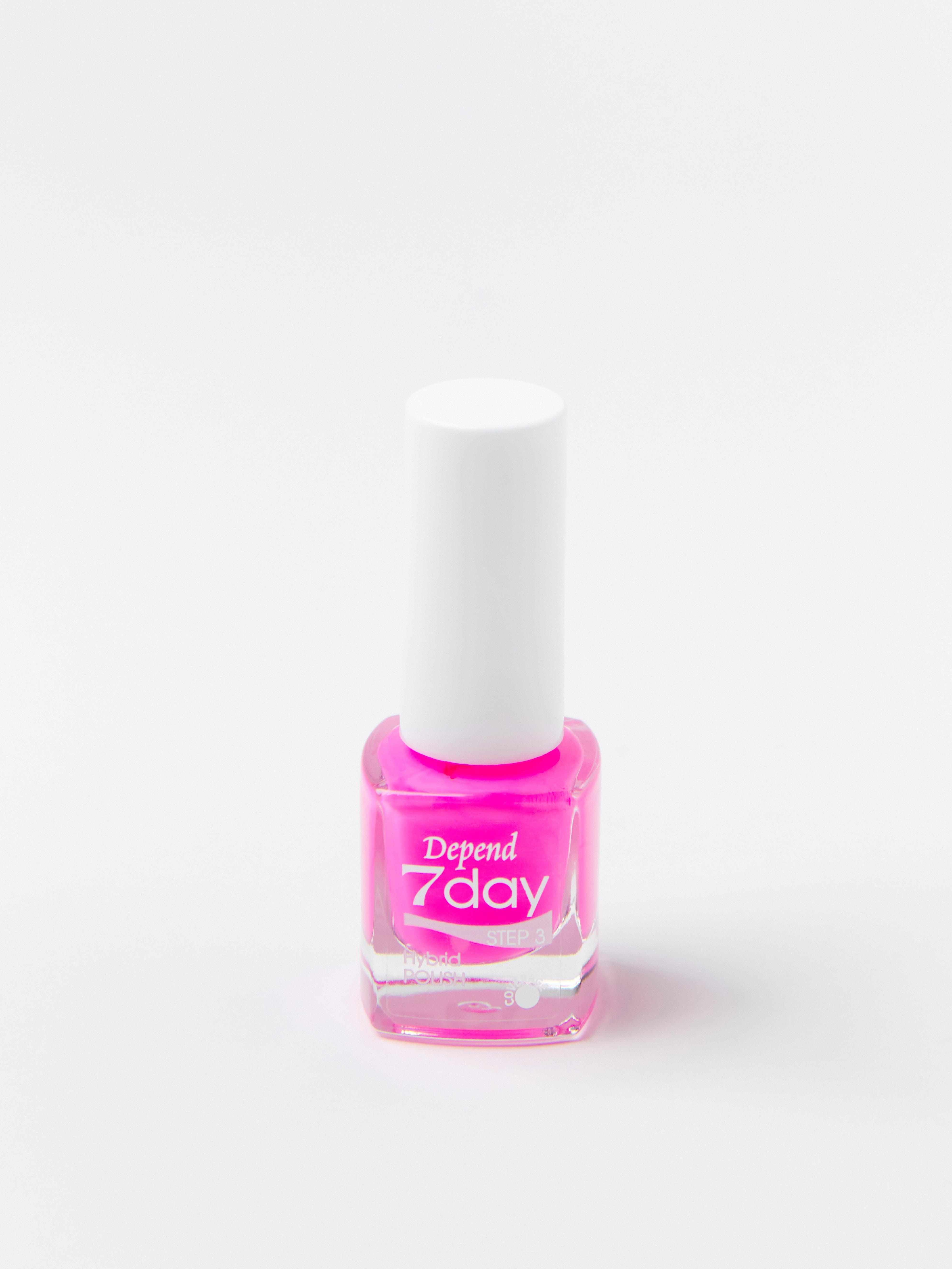Depend 7 Day Hybrid Neglelakk