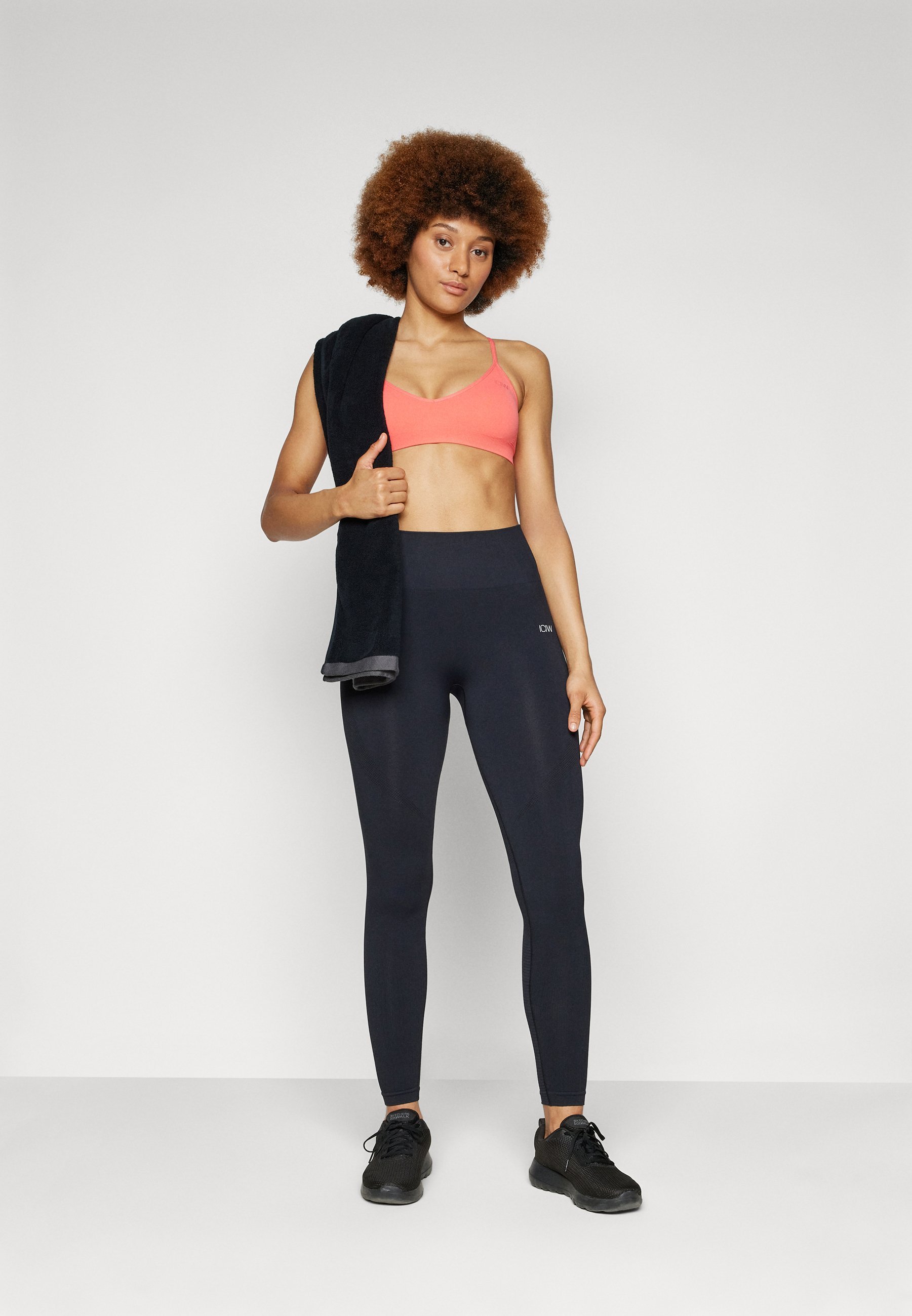 ICANIWILL IGNITE SEAMLESS HIDDEN SCRUNCH - Leggings - Noir
