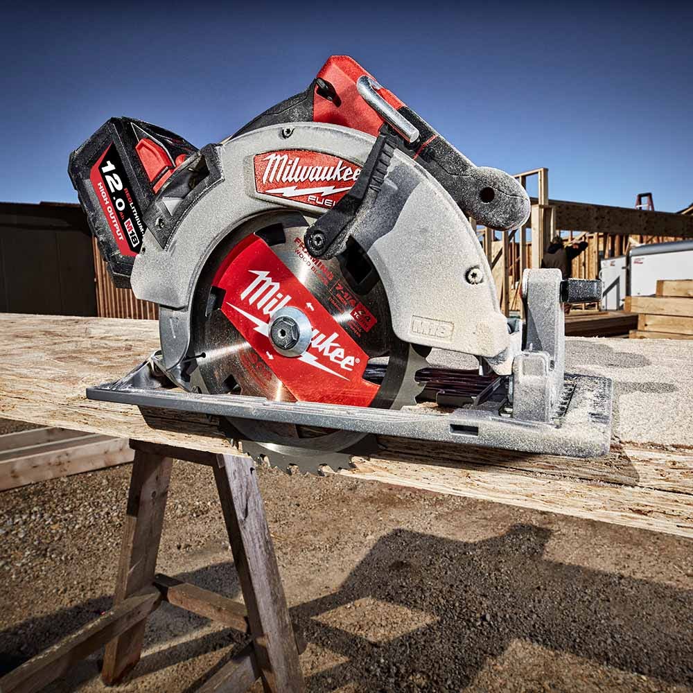 Serra circular Milwaukee Fuel 18V 184mm M18FCS66-0