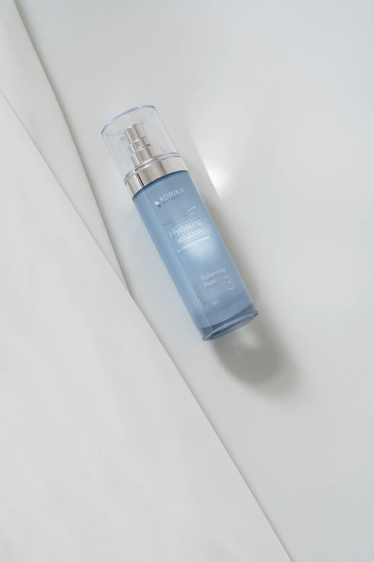 KORIKA HI-TECH LIPOSOME Solução hidratante Fluido equilibrante Emulsão hidratante leve