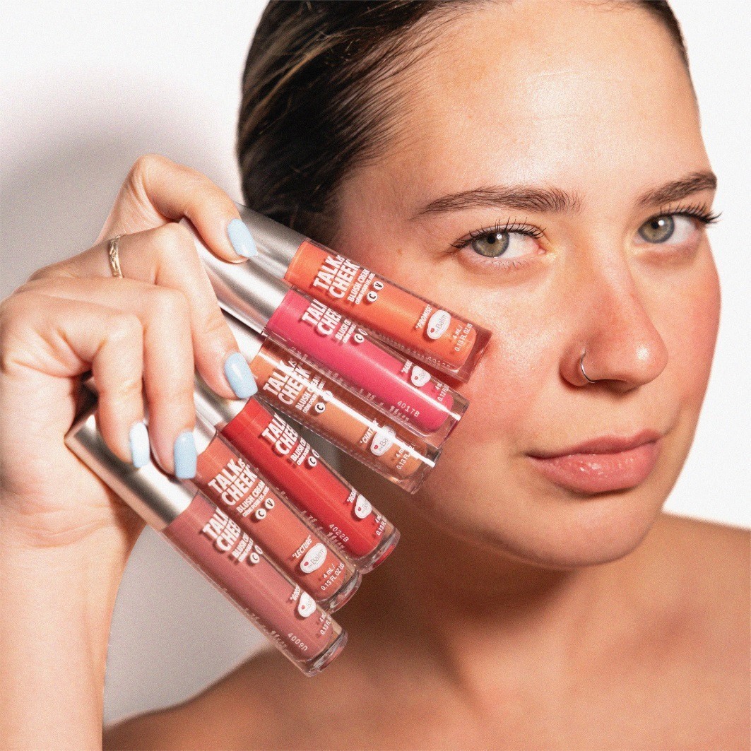 theBalm set za šminkanje, kremasto rumenilo, Talk is Cheek Promise – 4,5 ml