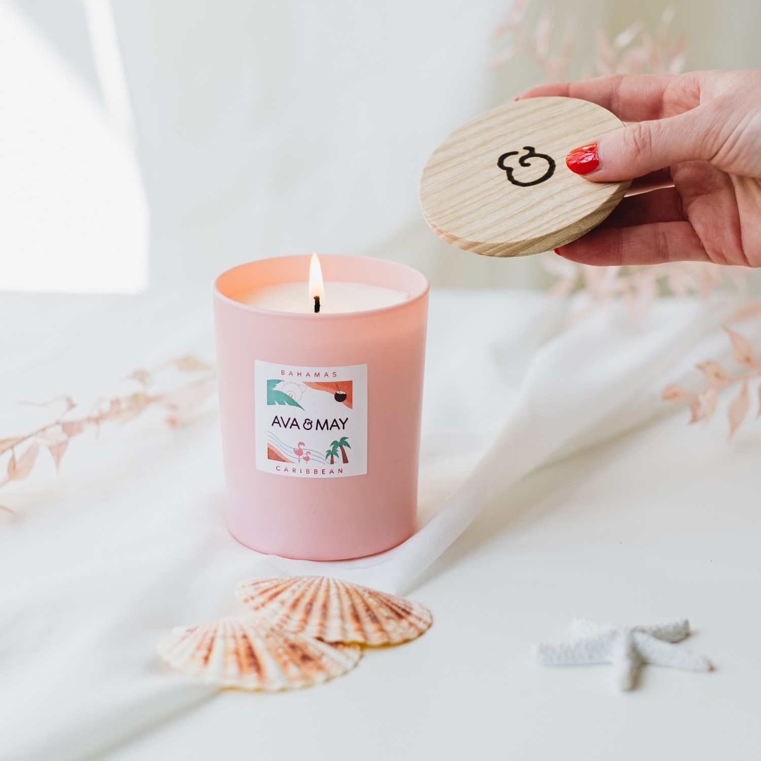 AVA & MAY Bougie parfumée Santorin