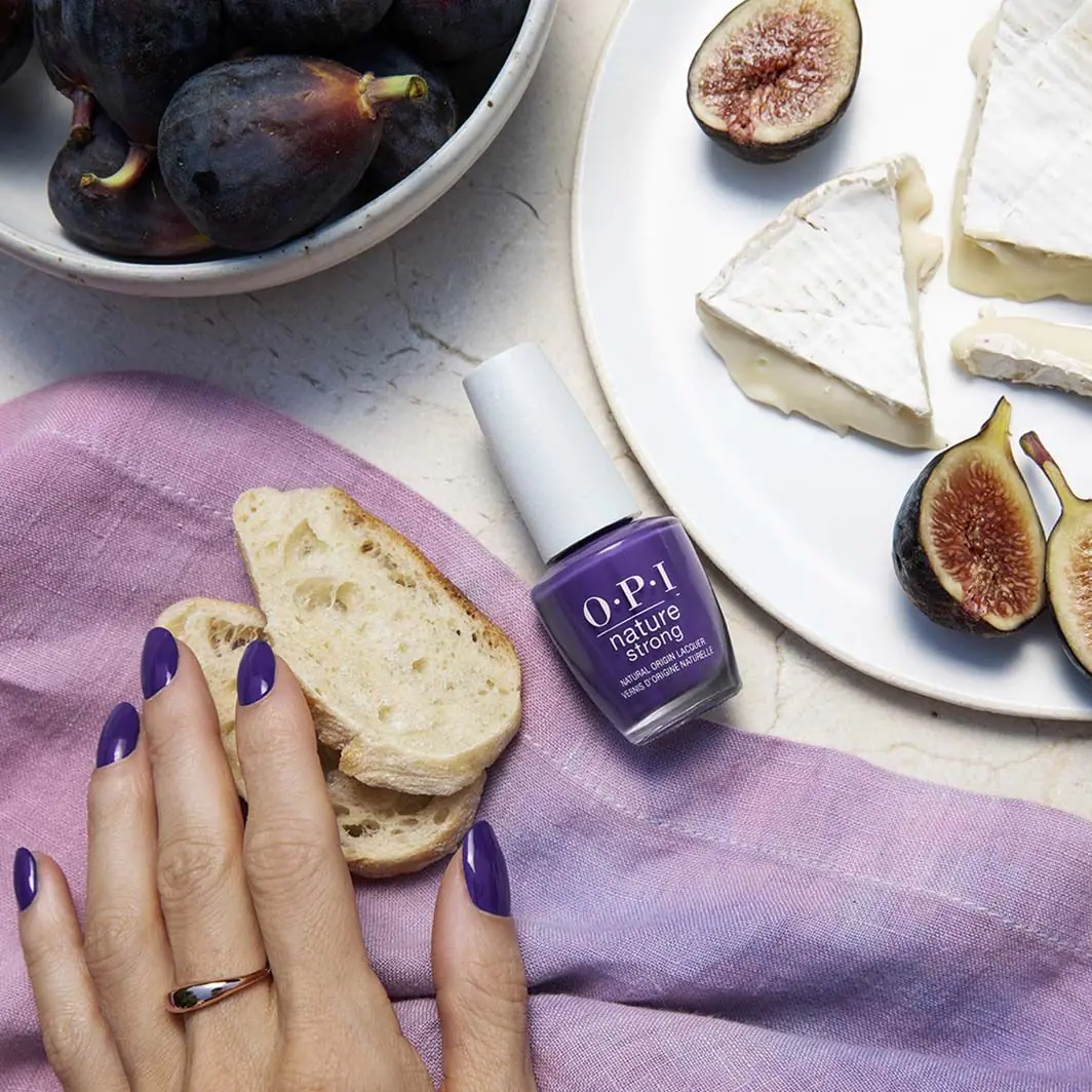 Opi Natre Strong Lakier do paznokci A Great Fig World 15ml