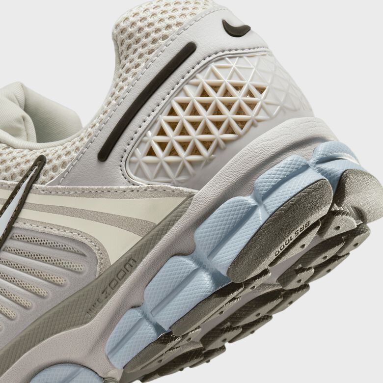 Zoom Vomero 5 SE