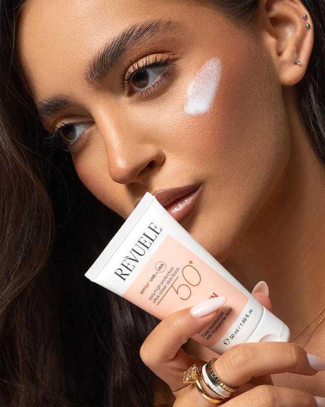 Зволожувальний крем для обличчя Revuele Daily Sun Barrier SPF 50+ SPF 50+