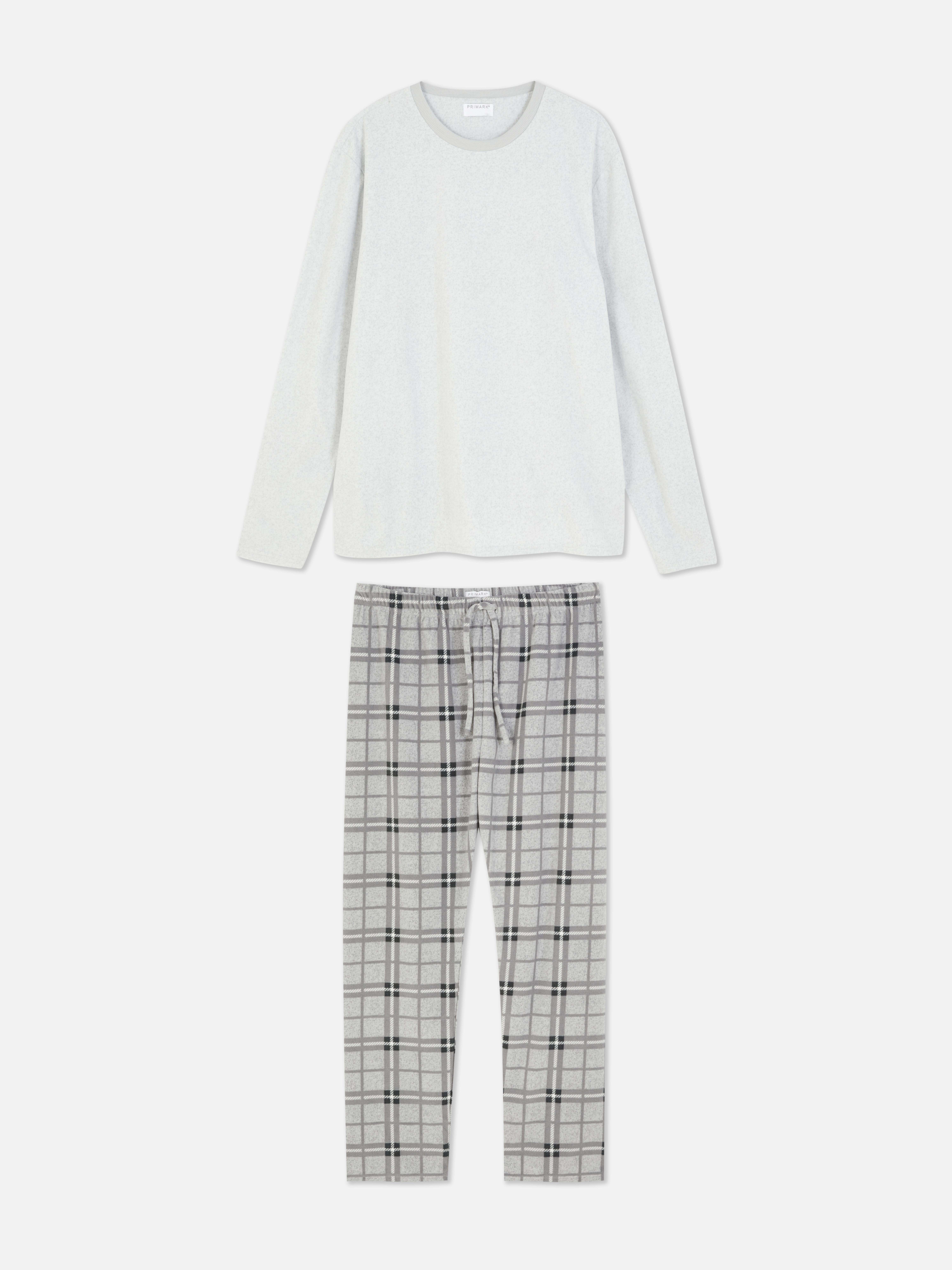 Pijama lungă în carouri moi O pijama moale cu mânecă lungă și pantaloni de pijama în carouri