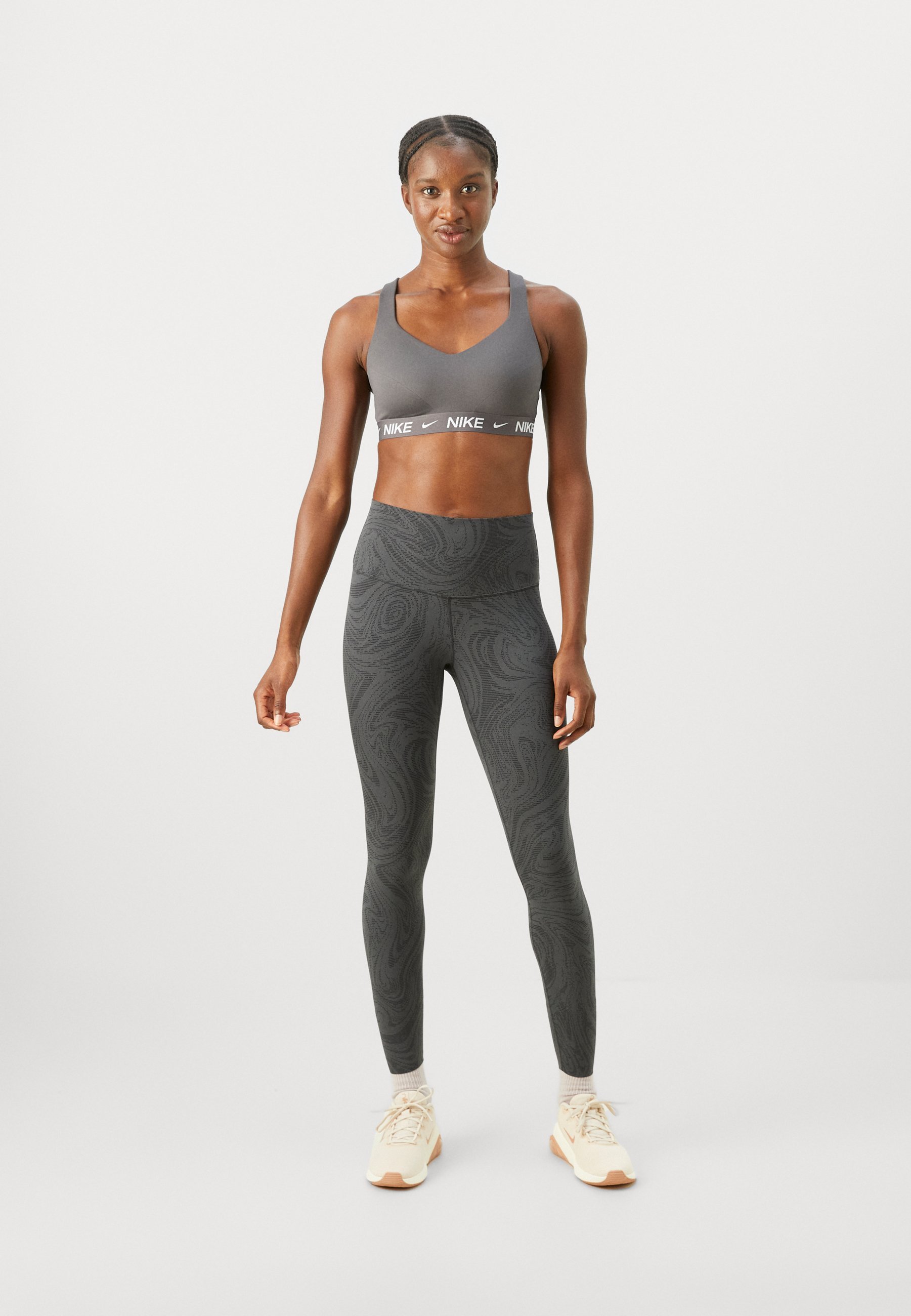 Nike Performance INDY BRA – Sport-BH mit starkem Halt – Thunder Grey