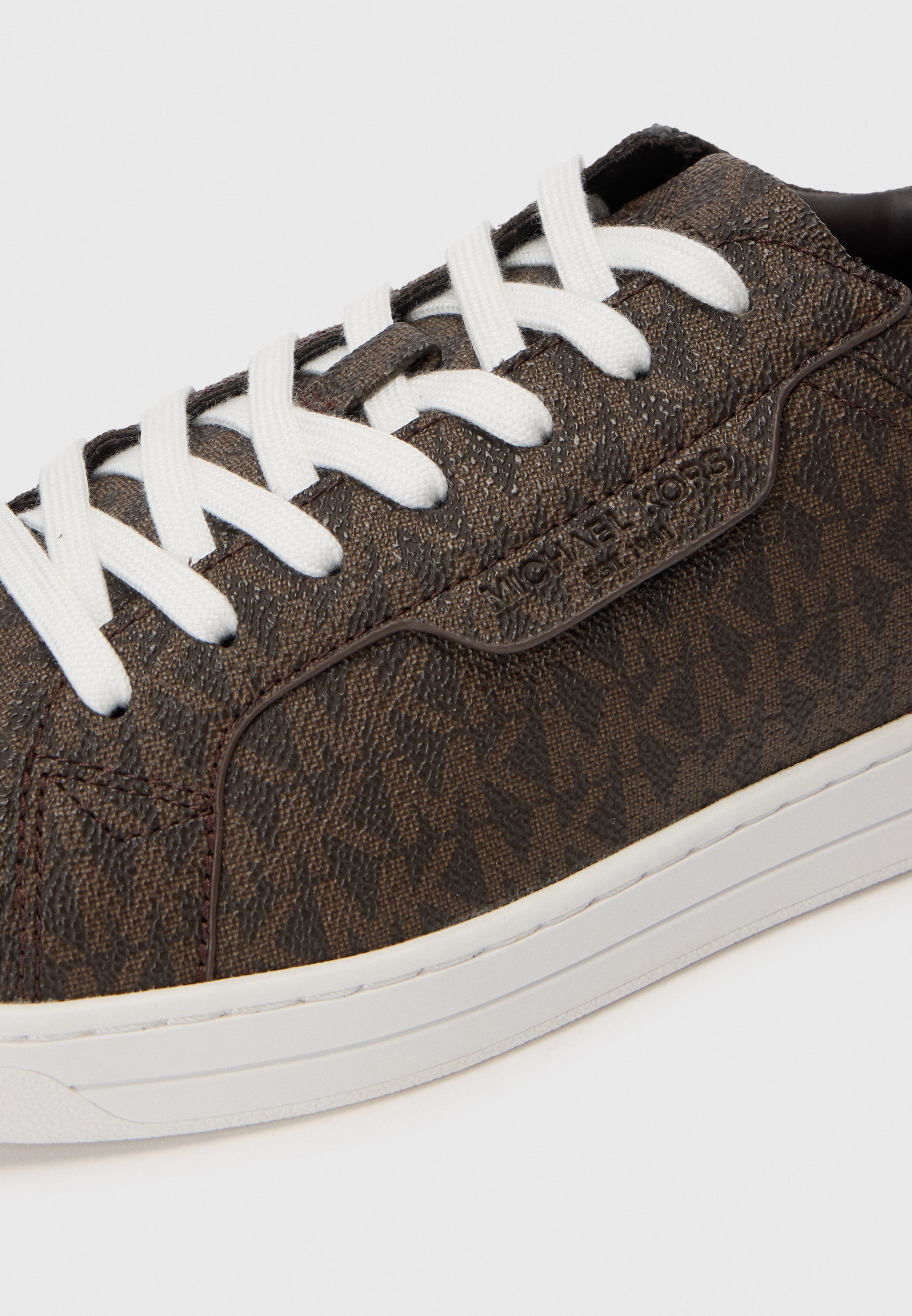 Baskets Michael Kors KEATING - marron foncé