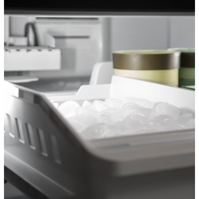 GE French-Door-Kühlschrank (765 Liter) mit Eiswürfelbereiter (fingerabdruckresistenter Edelstahl) ENERGY STAR