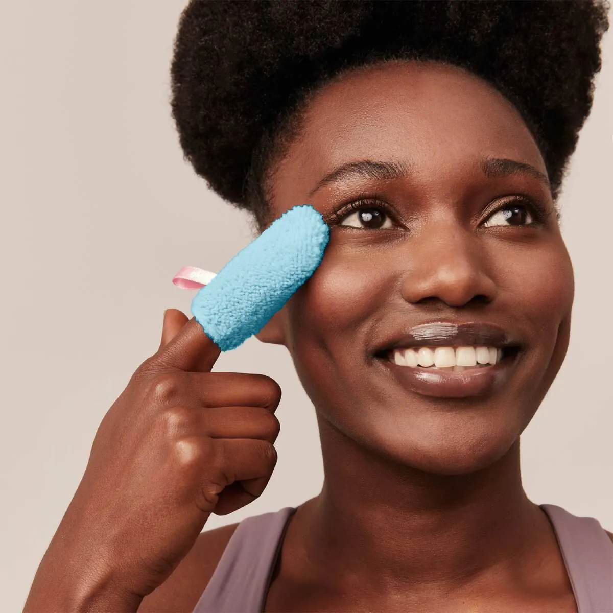 Glov Quick Treat Bouncy Blue minirękawiczka do demakijażu W3