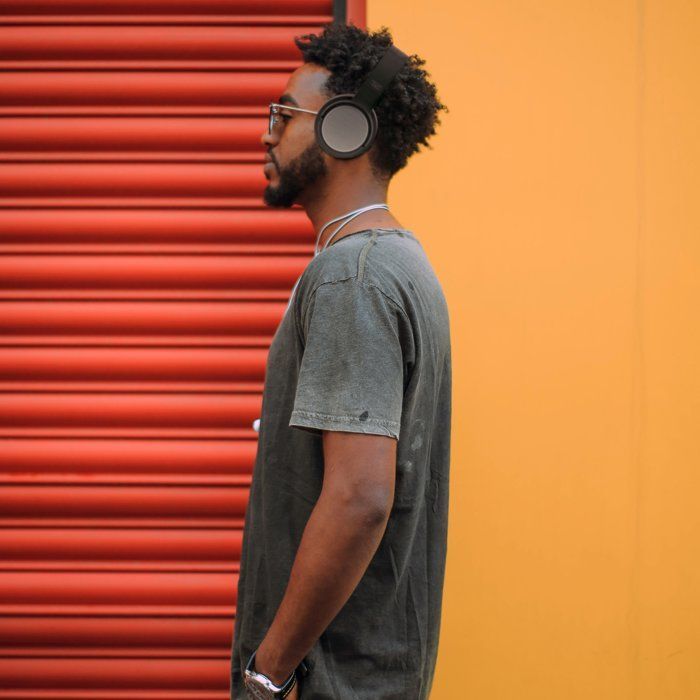 Casque 4 en 1 - T'nb - Shine 3 - Sans fil/filaire/lecteur de cartes SD/FM - Bluetooth - Autonomie 8h - Noir