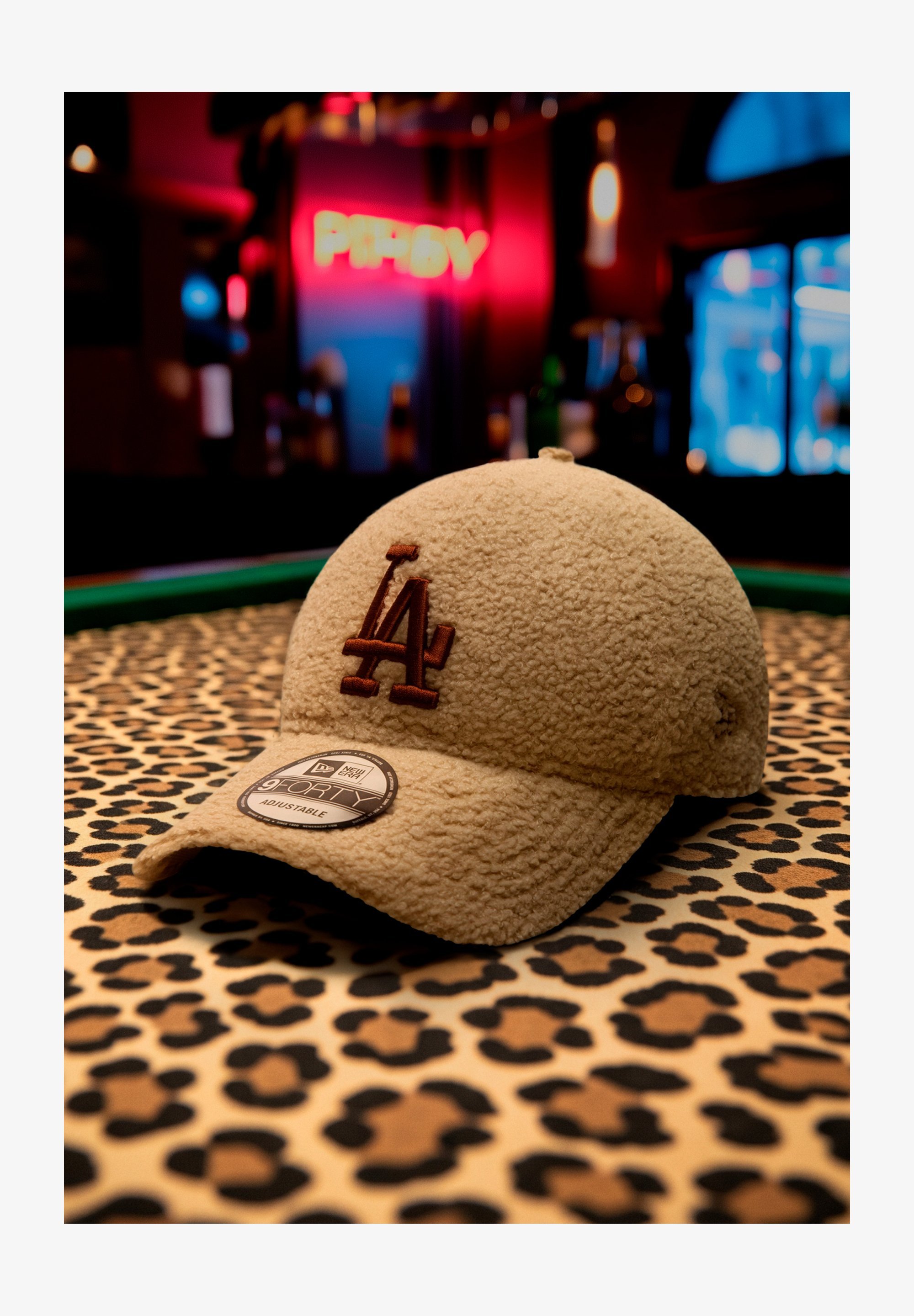 New Era petten