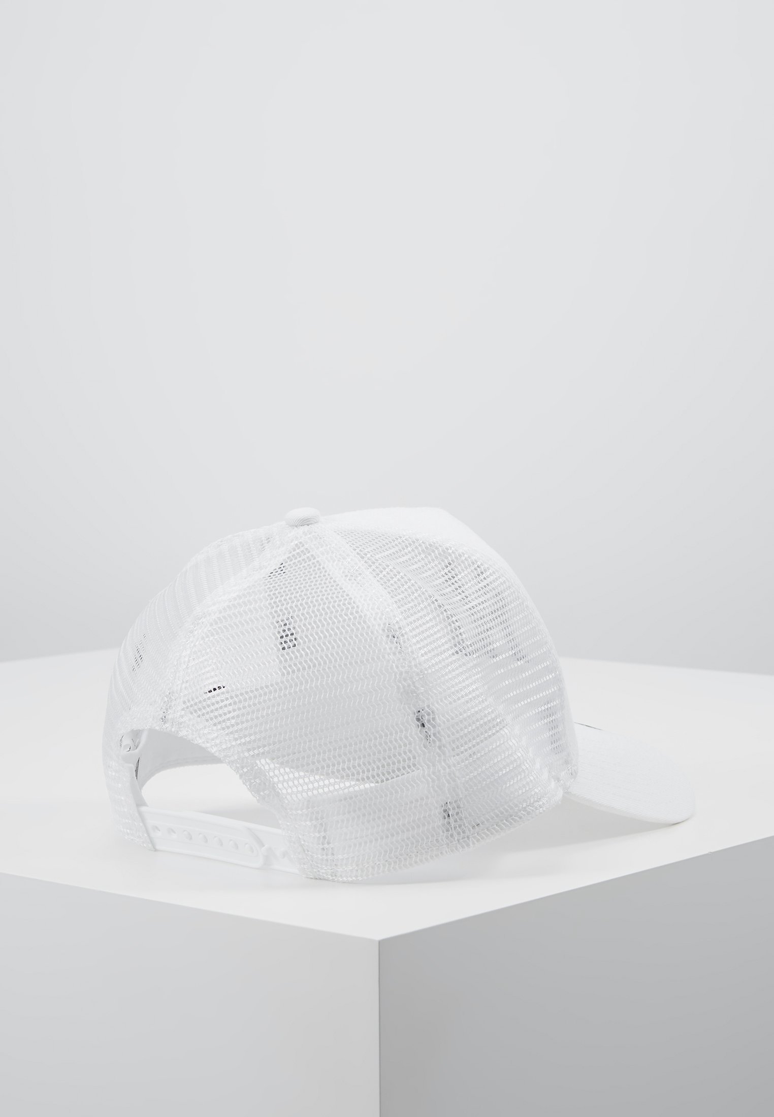 New Era -lippikset