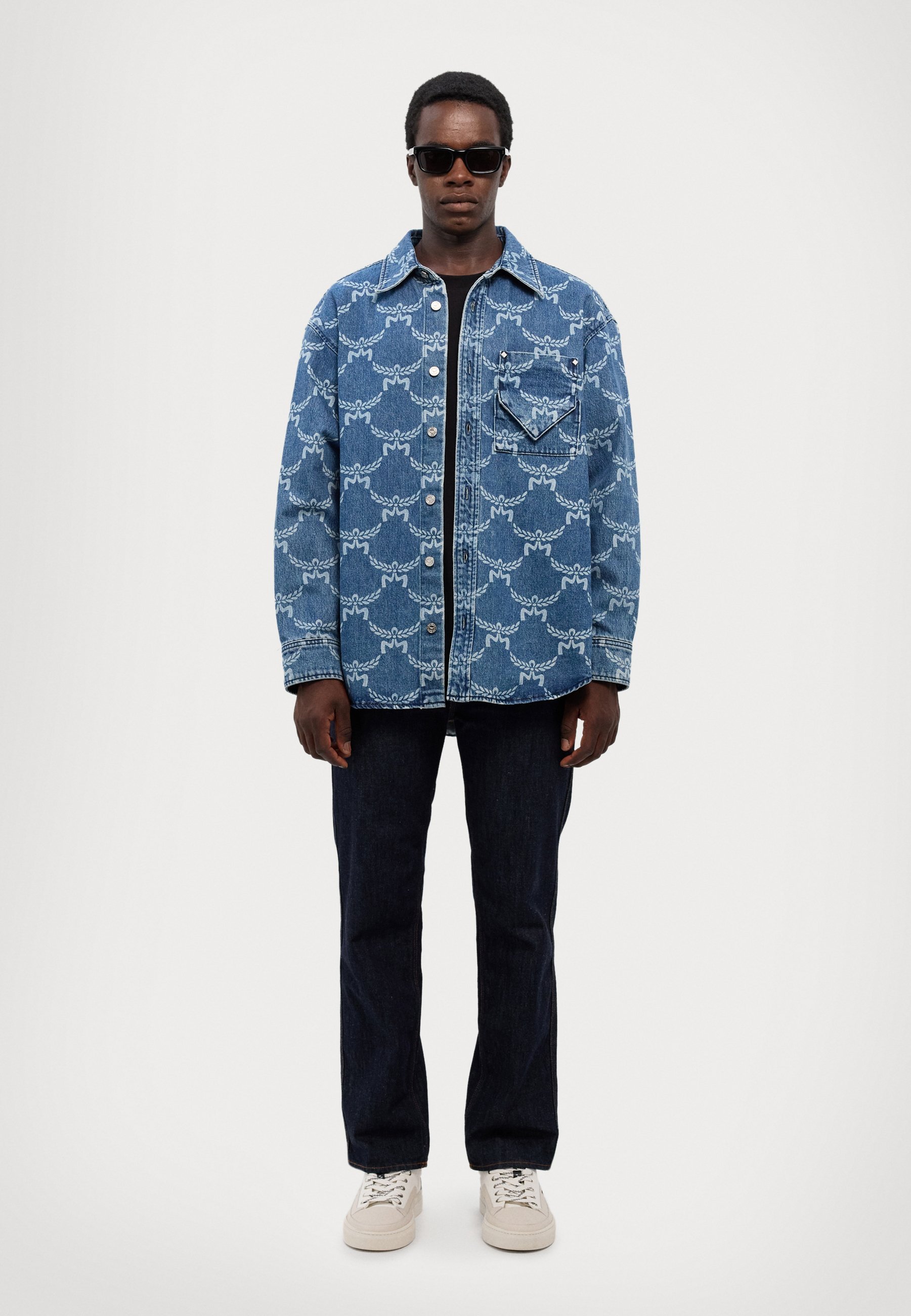 Filling Pieces BOXY - Basic T-shirt - zwart