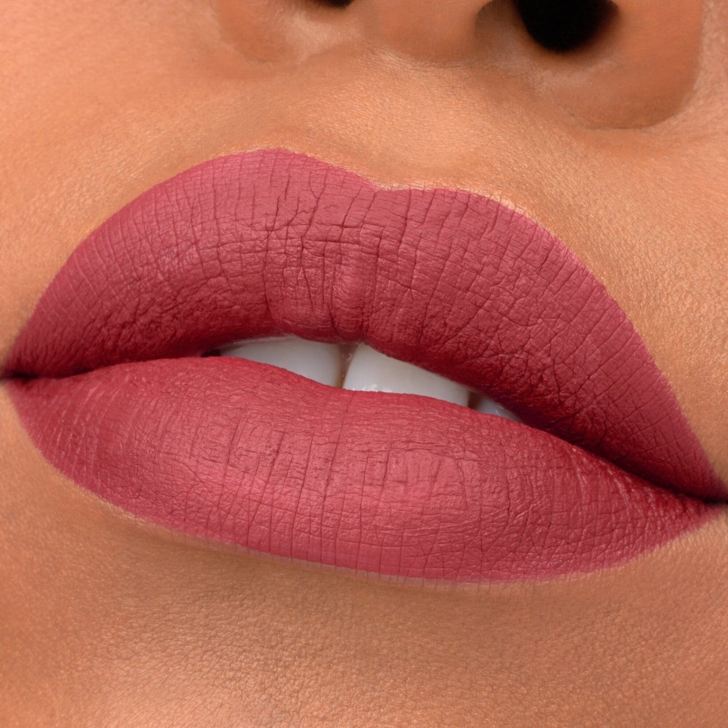 Essence 8h MATTE liquid
