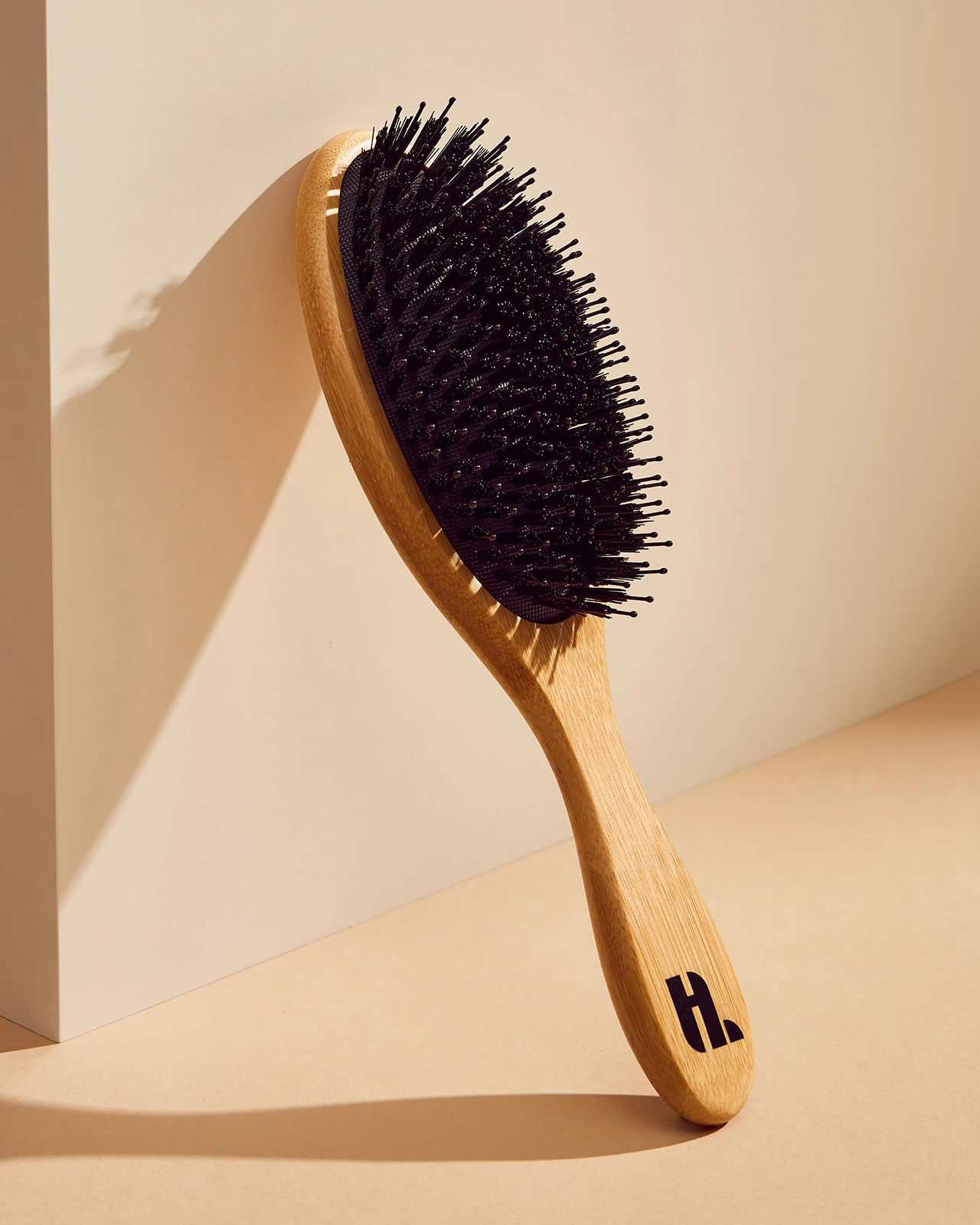 Perie cu peri vegani - Hairlust