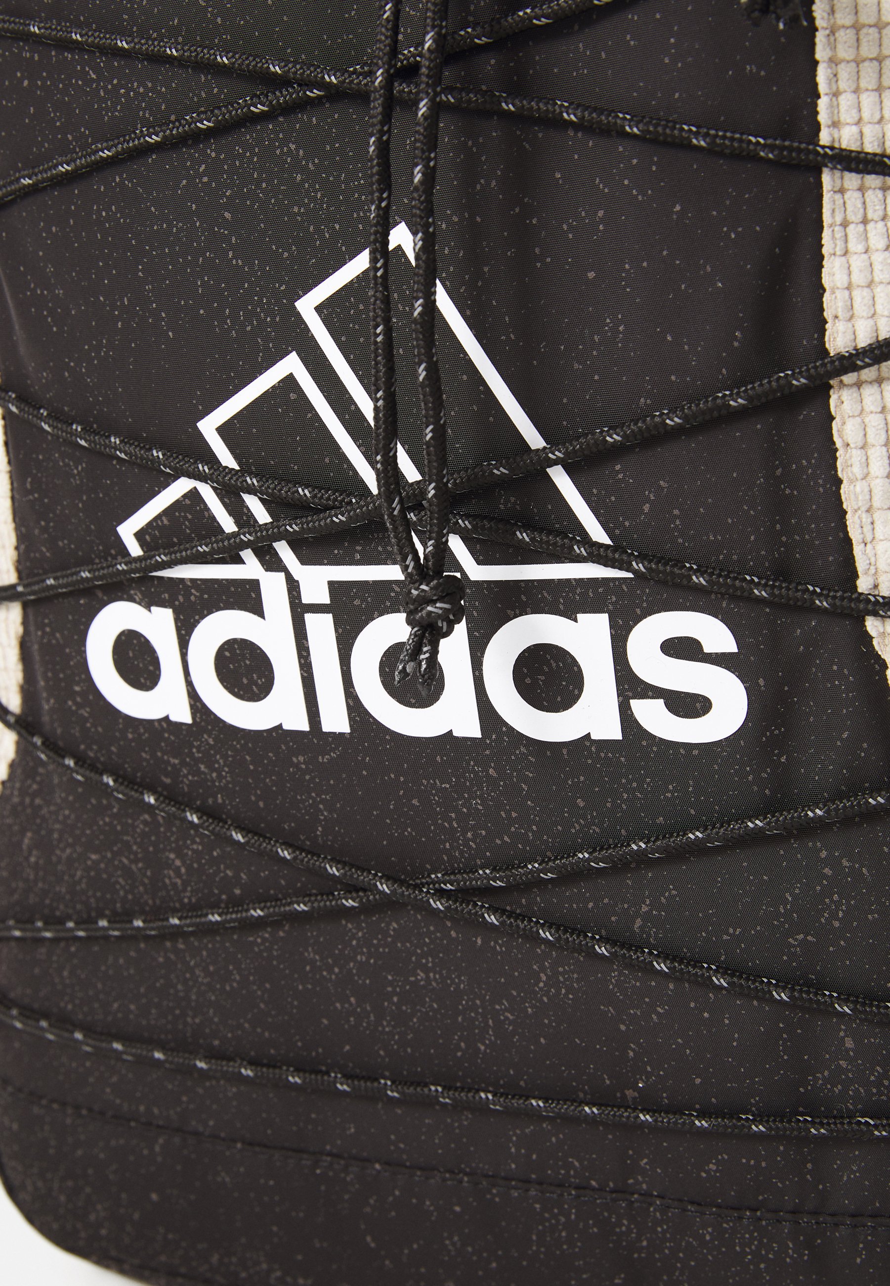 adidas Originals seljakott - kivi khaki/must