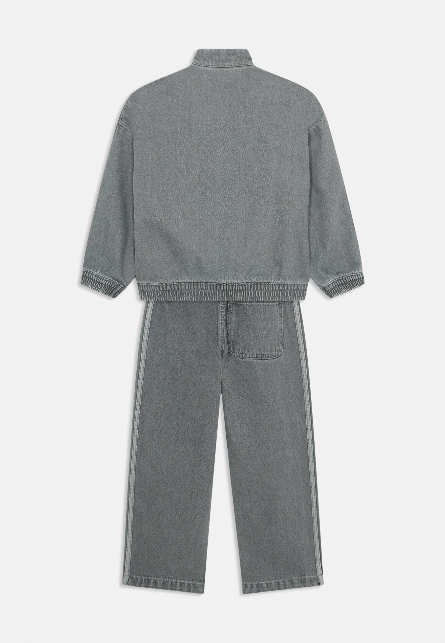 adidas Originals UNISEX SET - Relaxed fit jeans - licht denim