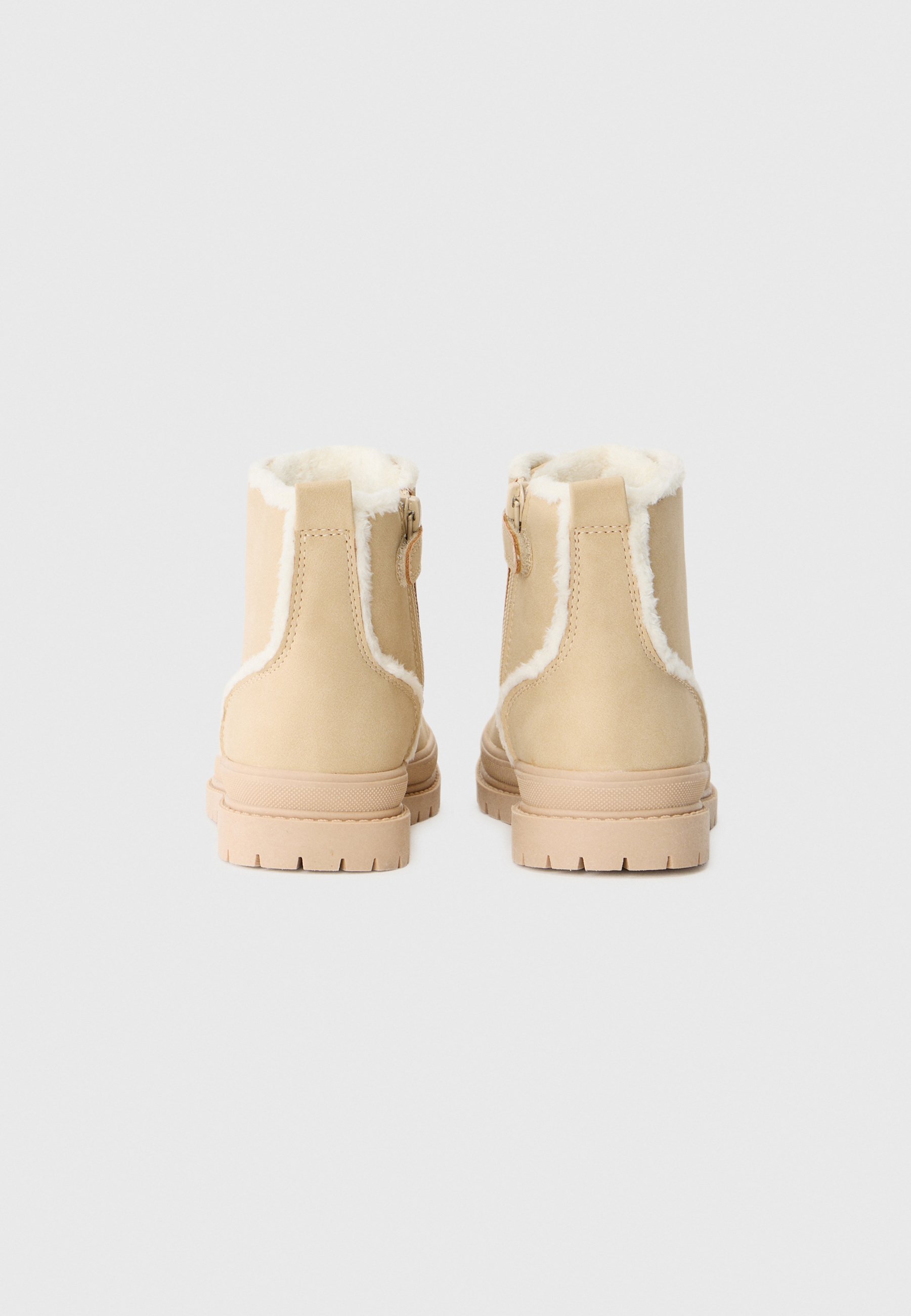 Friboo veterlaarsjes - beige