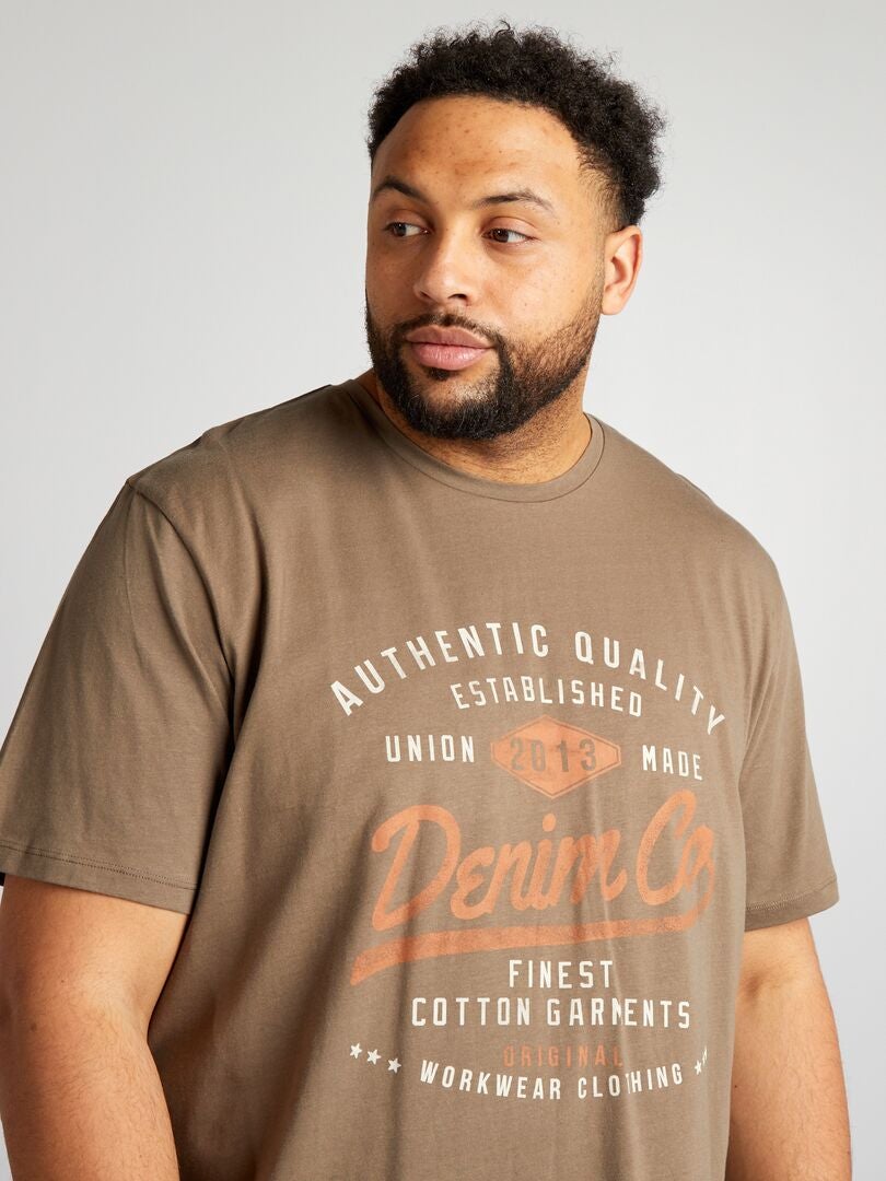 T-shirt met bikerprint - BRUIN