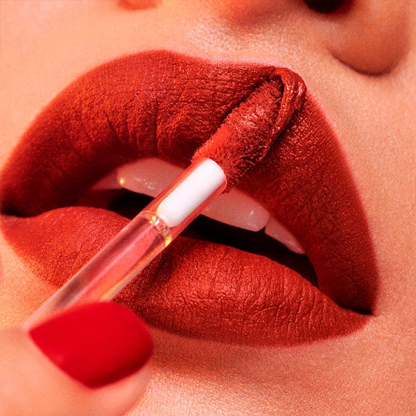 Pure Color Whipped matte боја за усне