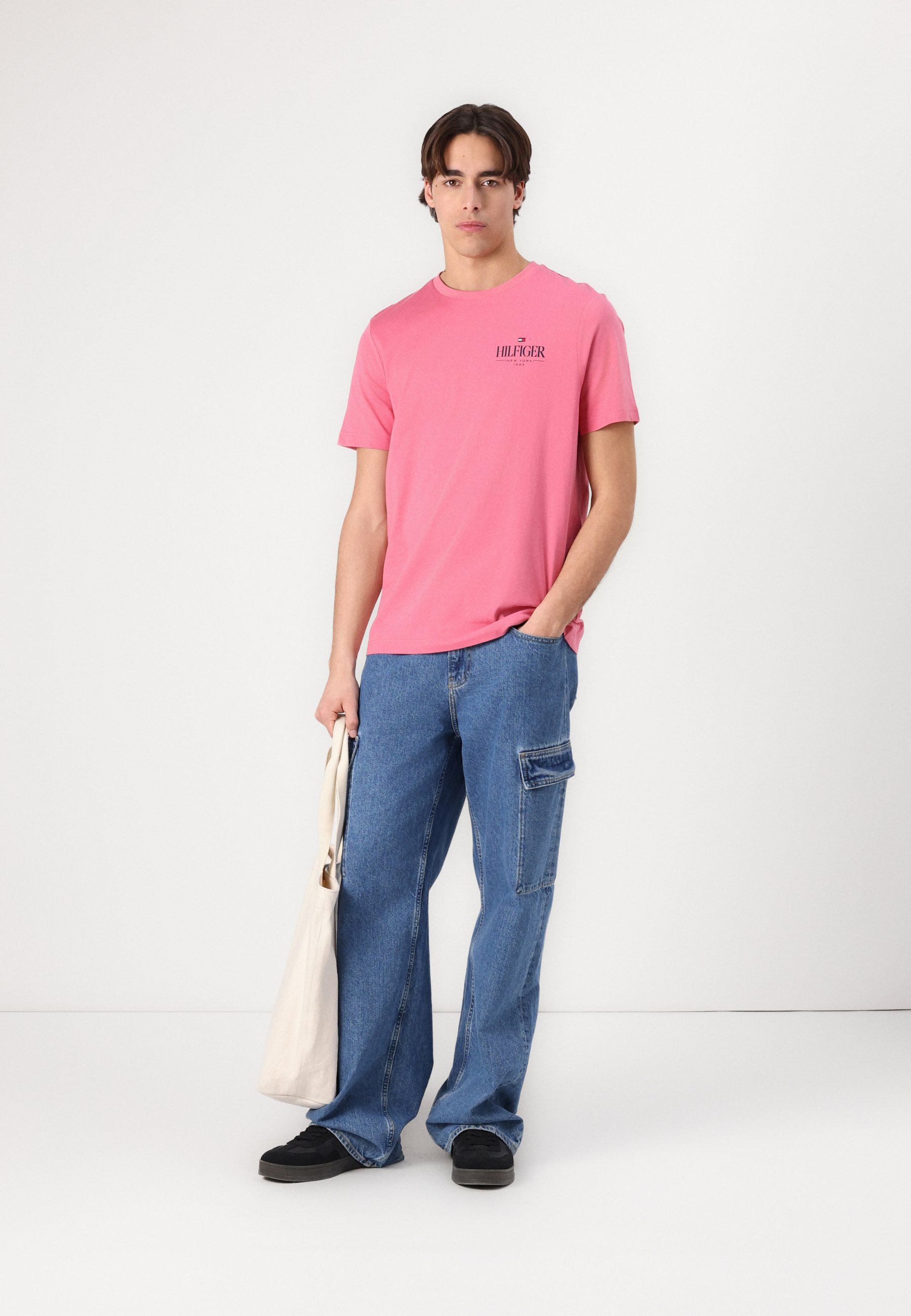 T-shirt Tommy Hilfiger STACK UNISEXE - Imprimé - Rose vintage