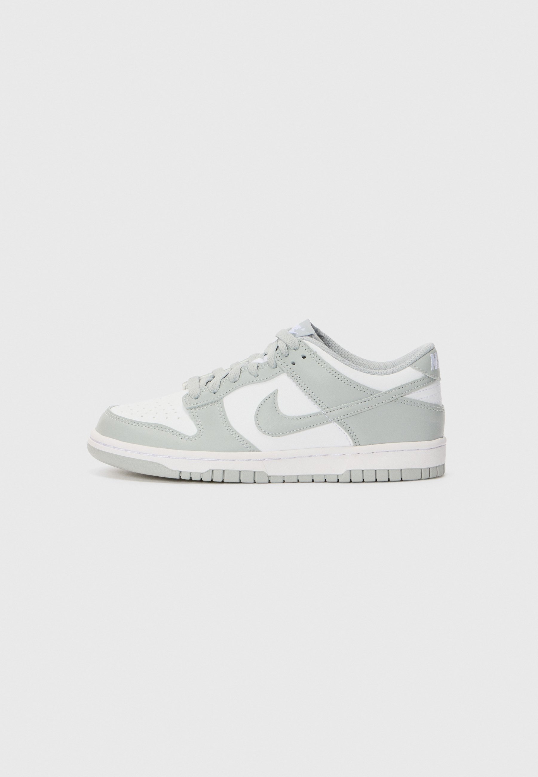 Nike Sportswear DUNK LOW UNISEX - Sneakers - wit/licht rookgrijs