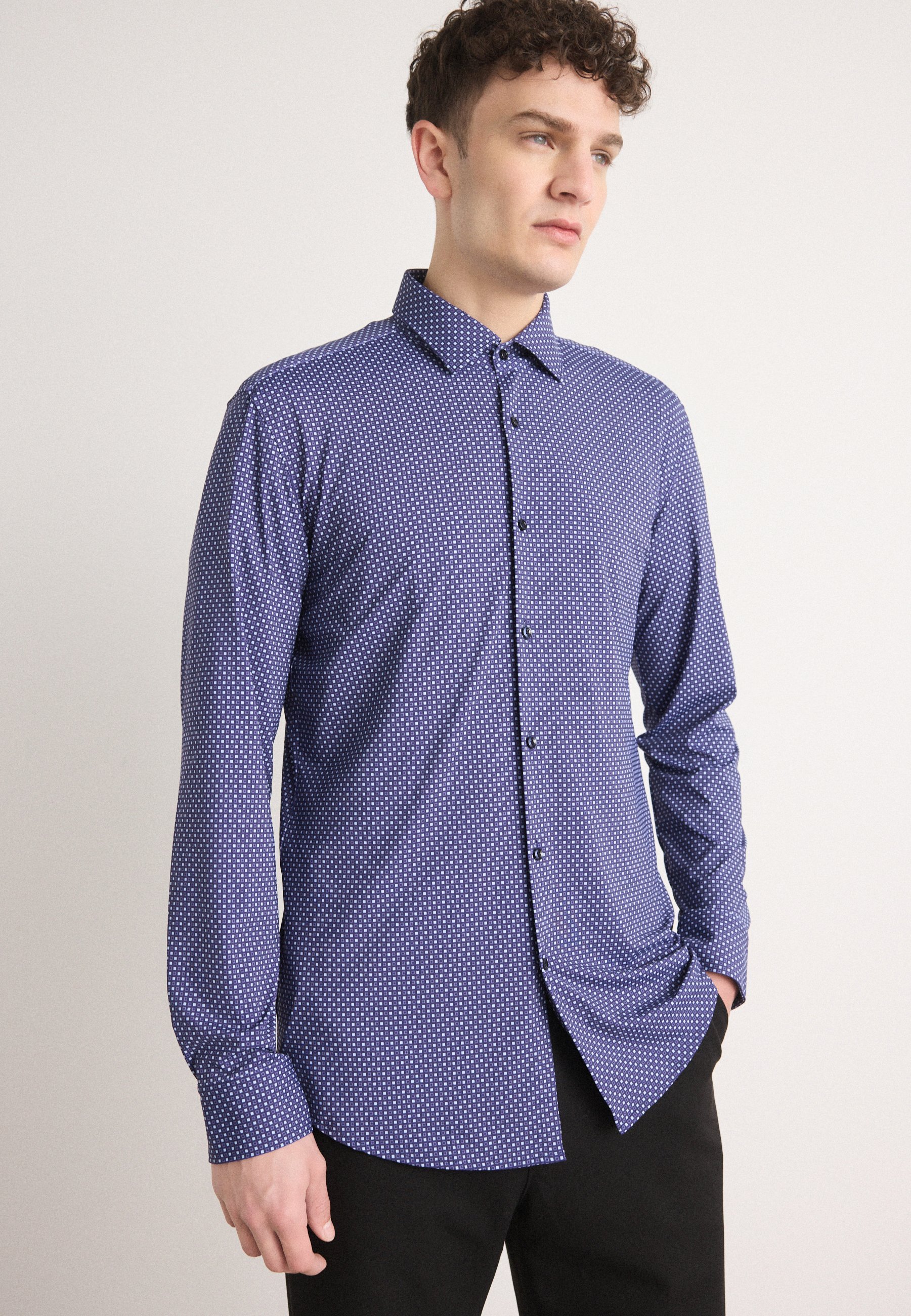 HUGO KENNO - Shirt - donkerblauw