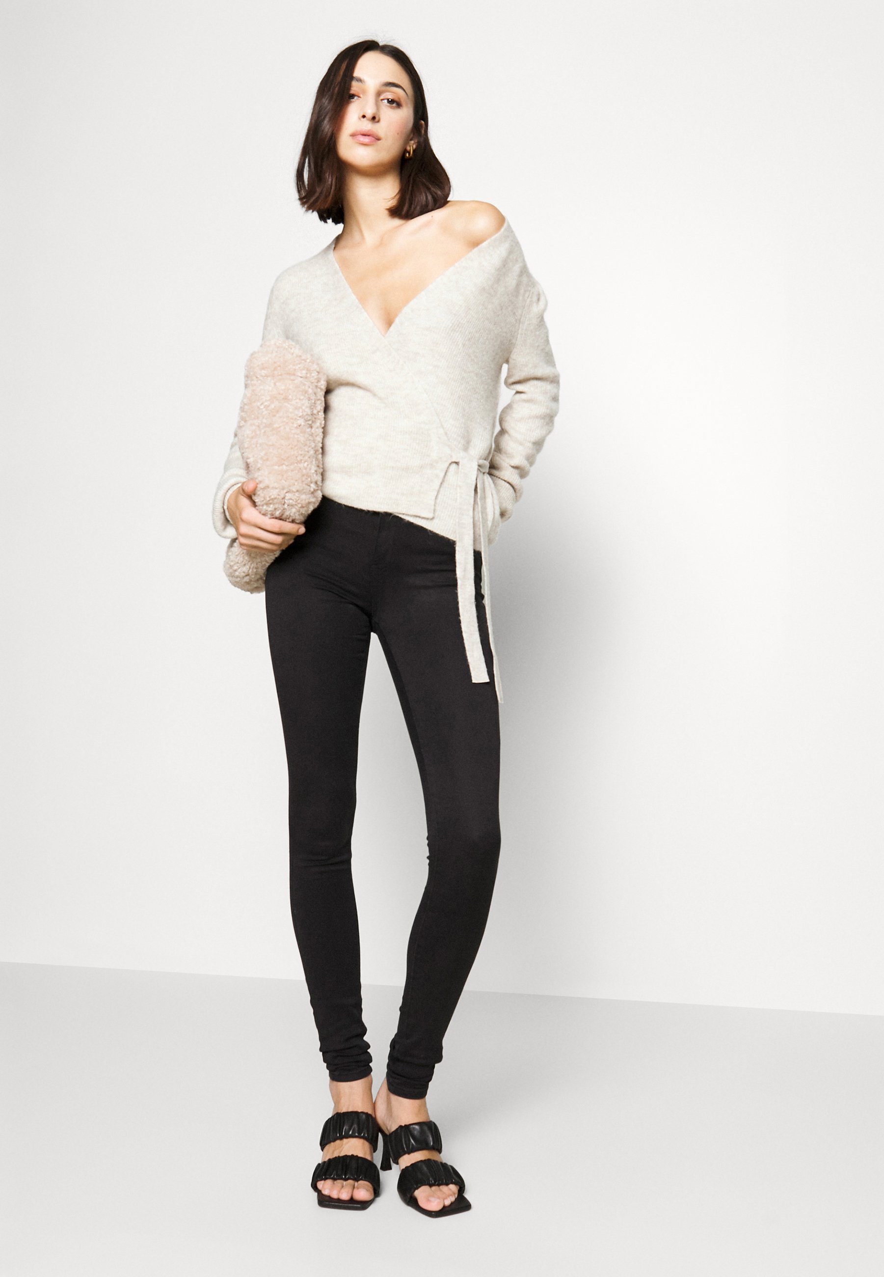 Vero Moda Tall VMRUBELLEFILE WRAP CARDIGAN - Cardigan - berkenmelange