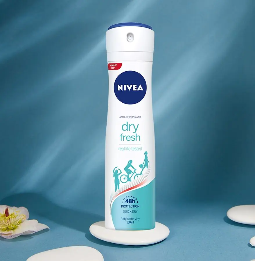 Nivea Dry Fresh Antyperspirant dla kobiet w sprayu