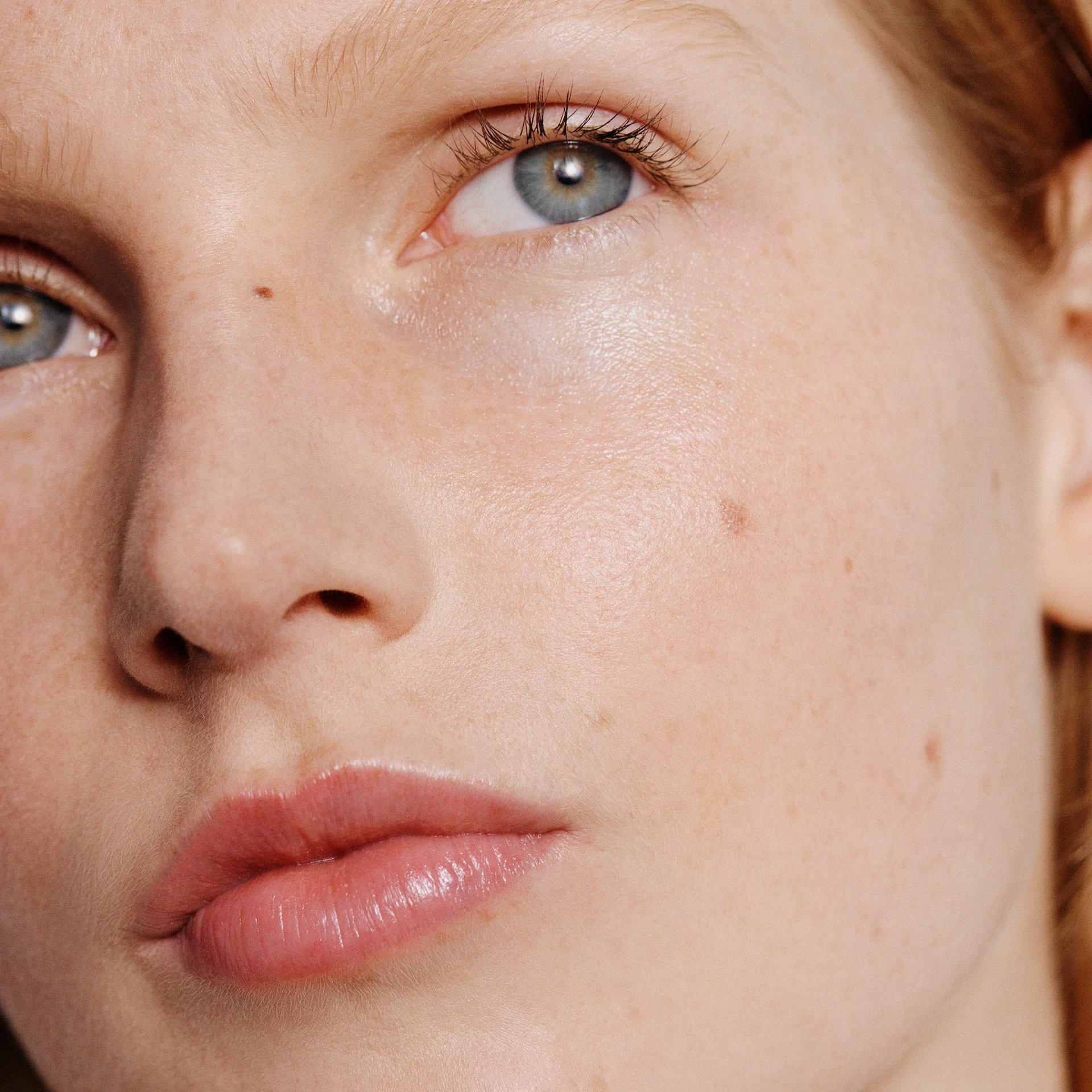 Krema za posvjetljivanje očiju Eye Revival 15 ml - Rose Inc