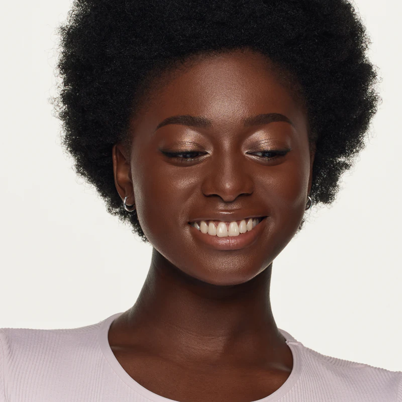 база для туші Essence Curl Fixing