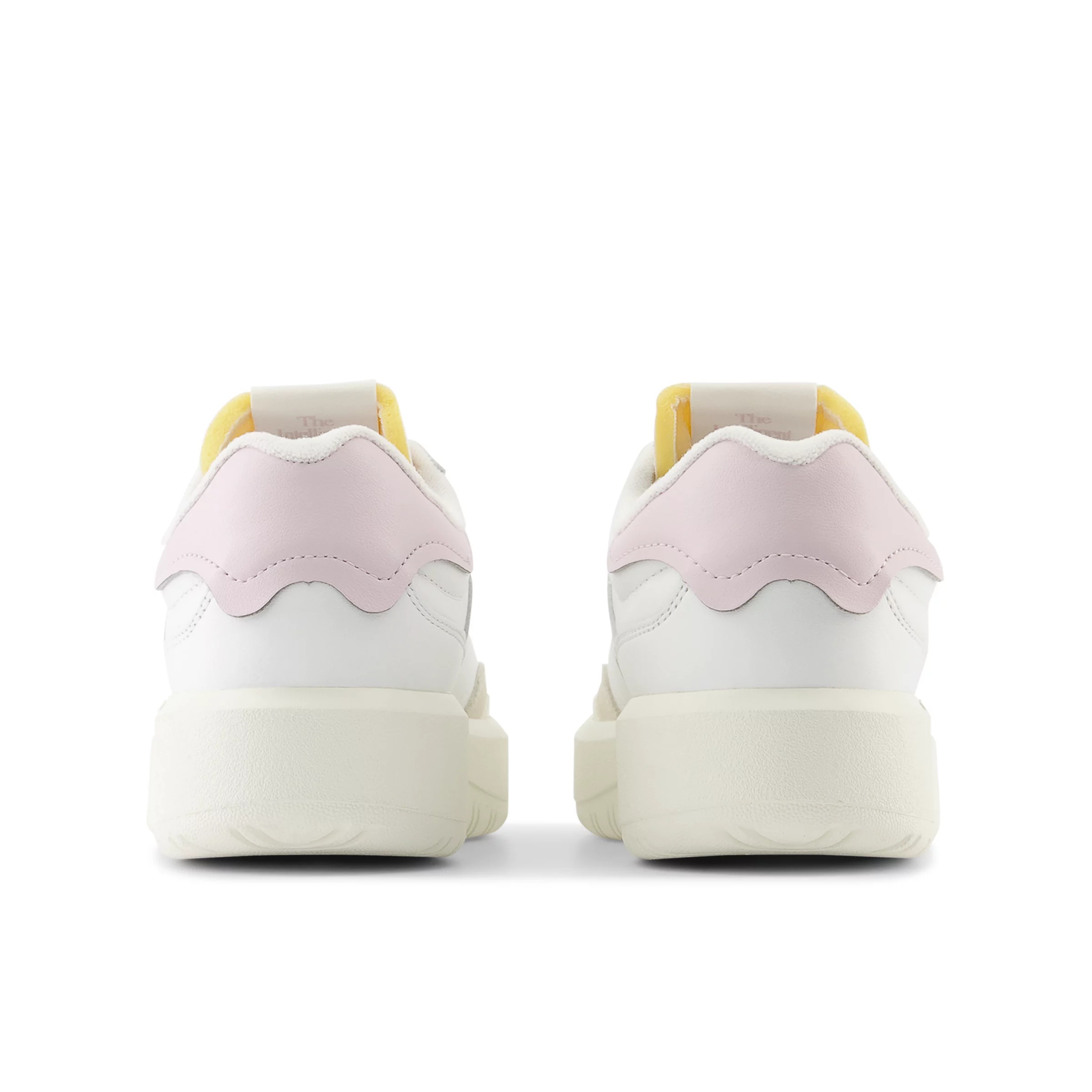 CT302 White con December Sky
