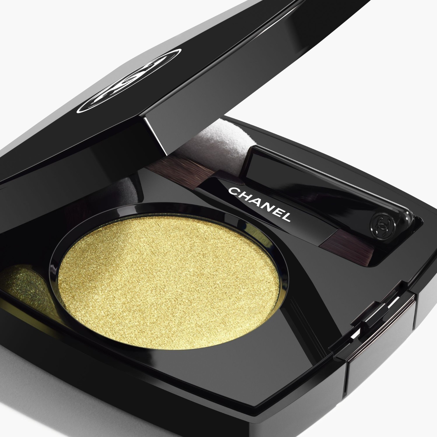 Očné tiene CHANEL OMBRE ESSENTIELLE - 1,9 g