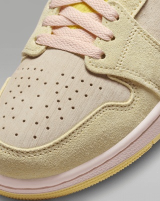 Air Jordan 1 Zoom CMFT 2 Women's Shoes